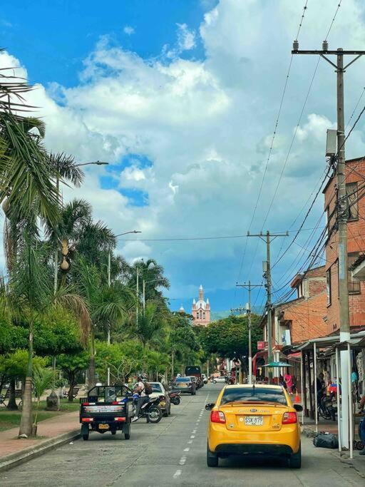 Hermoso Apto Con Vista A La Basilica * Buga